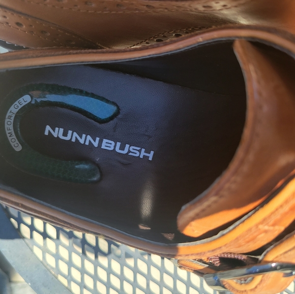 Nunnbush  Leather Shoes - Picture 7 of 8